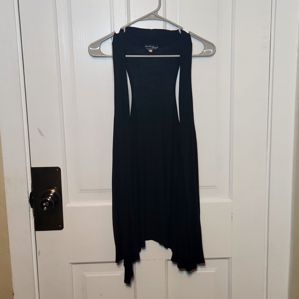 Women's solid Black sleeveless vest